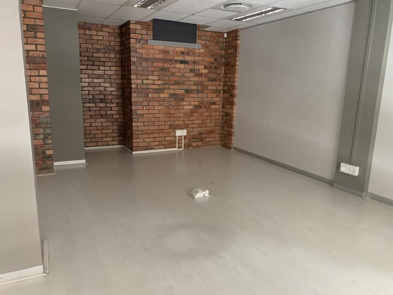 To Let commercial Property for Rent in Green Point Western Cape